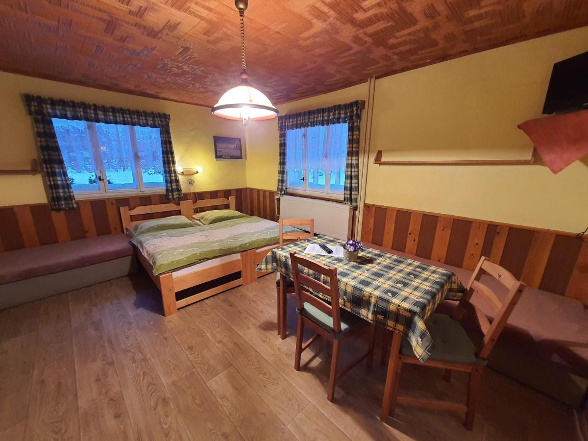 Penzion Pod Mustky Hotel Harrachov Bagian luar foto