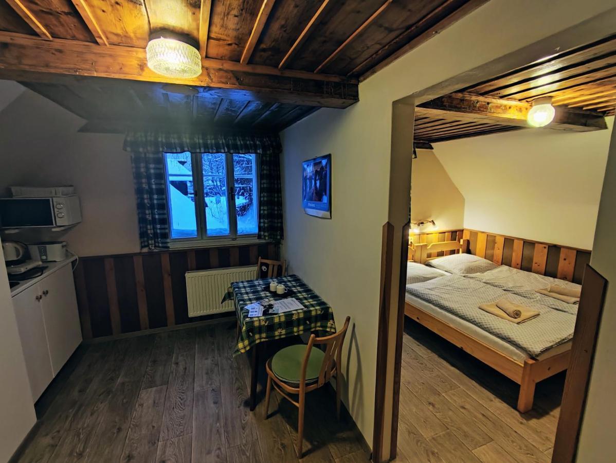Penzion Pod Mustky Hotel Harrachov Bagian luar foto